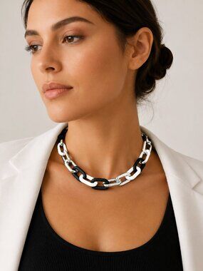 Black White Silver Chanel-Vibe Monochrome Link Necklace
